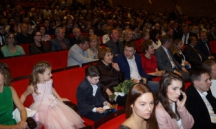 Экс-губернатор Полежаев посетил концерт Спивакова как обычный зритель